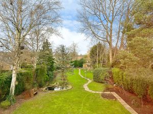 Photo 7- click for photo gallery